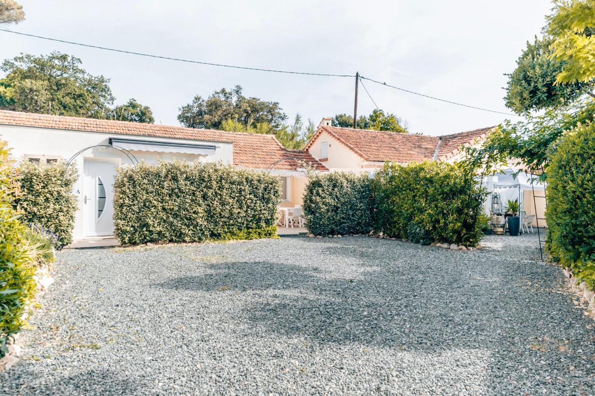 Reve D'Azur En Bord De Mer A La Nartelle Avec Piscine Dans La Residence, Terrasse, Bbq, 2 Chambres 2 Sdb Logement De 35M2 Draps Inclus Sainte-Maxime Esterno foto